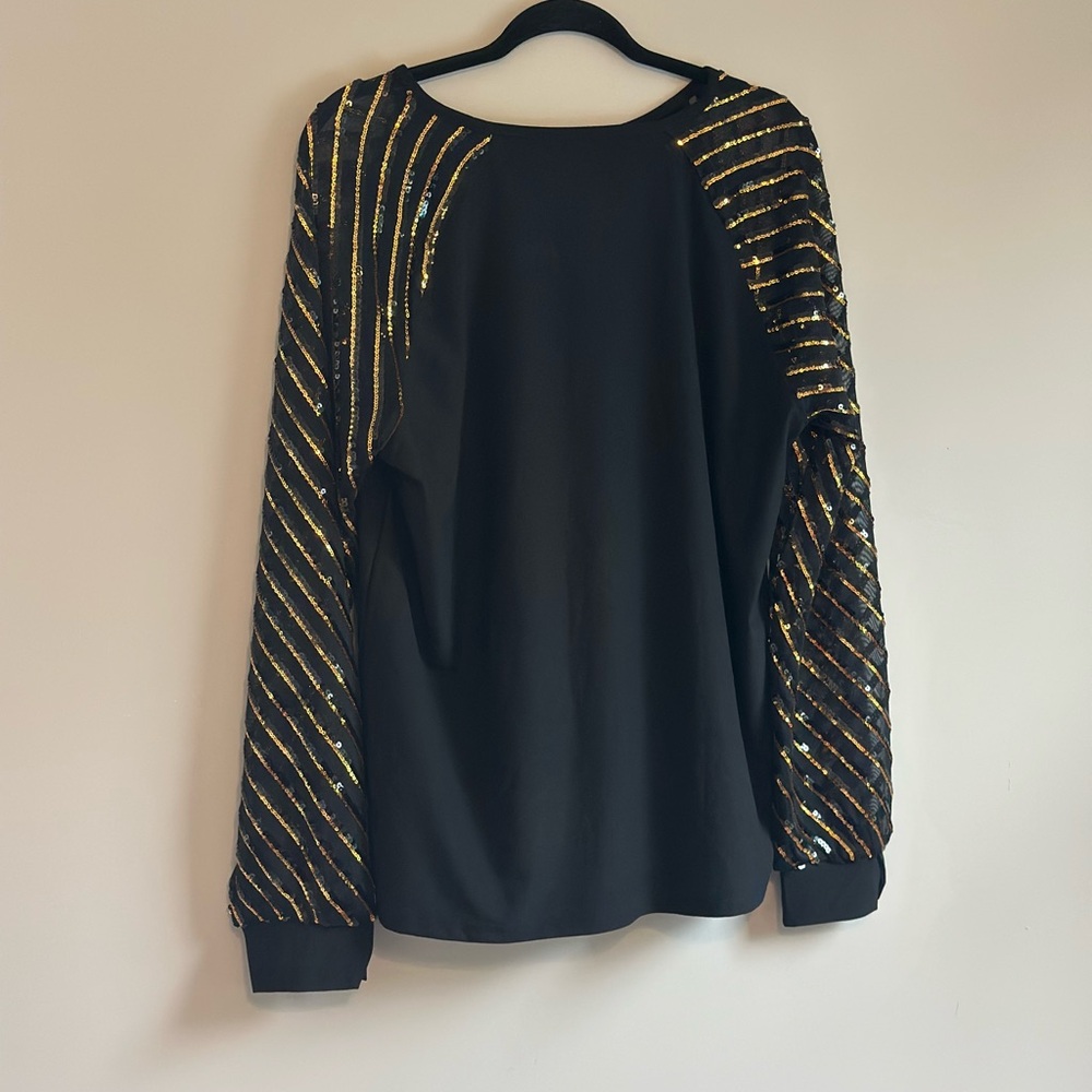 Next Black and Gold Graphic Long Sleeve Hoodie